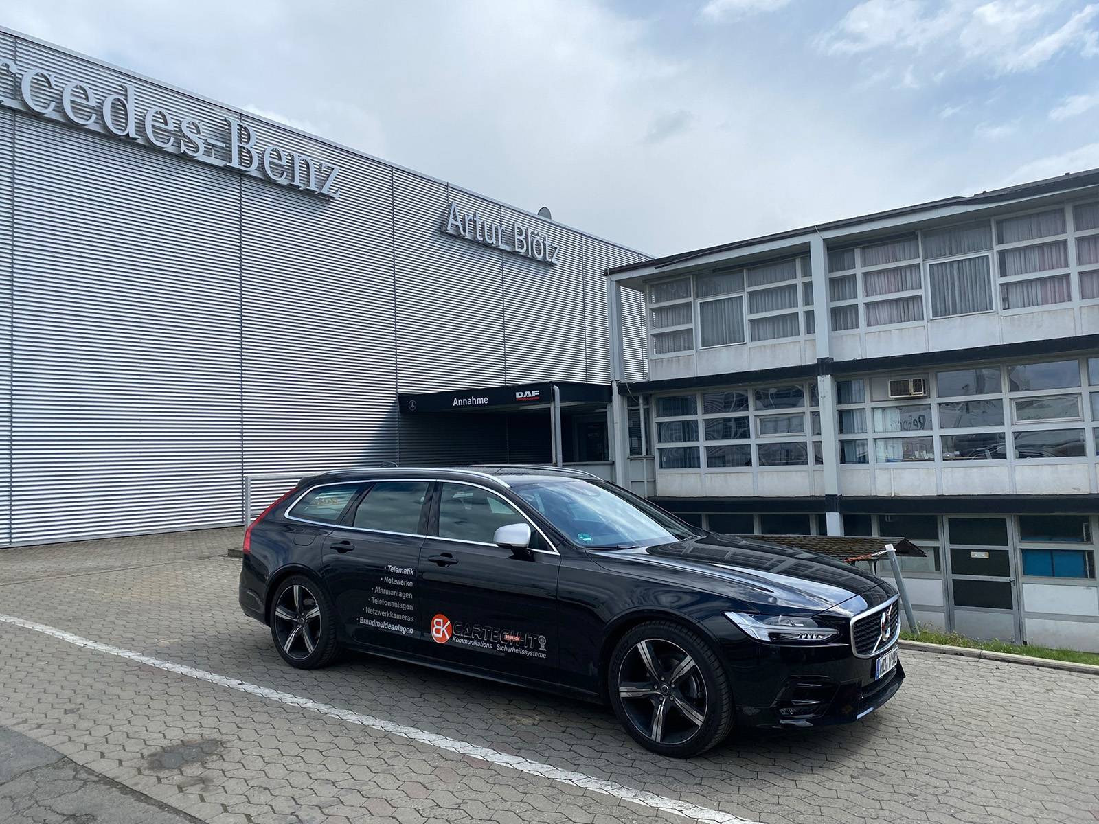 Cartech Bombach IT referenz autohaus videosicherheitssysteme